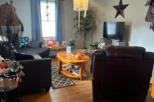 1031 Meriden Rd, Waterbury, CT 06705 - Photo 9