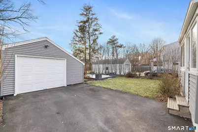 103 Edgemere Avenue, West Hartford, CT 06110 - Photo 17