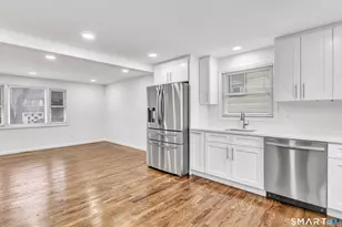 85 Platt St, Bridgeport, CT 06606 - Photo 13