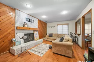 266 Knollwood Rd, Manchester, CT 06042 - Photo 5