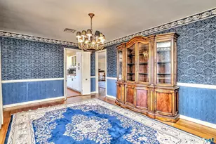 683 Royal Ln, Orange, CT 06477 - Photo 13