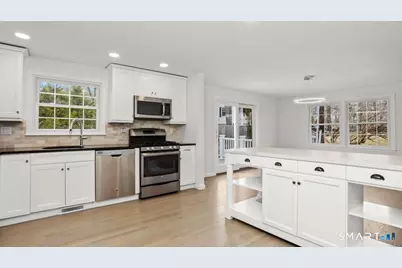 519 East Putnam Avenue, Greenwich, CT 06807 - Photo 5