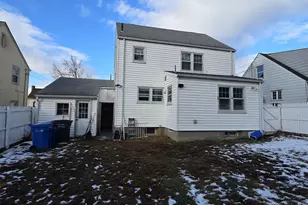 43 Yale St, Hartford, CT 06114 - Photo 31