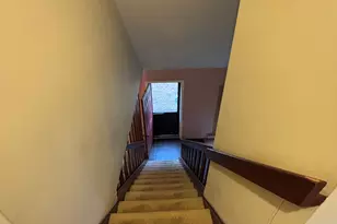 26 Village Cir, Naugatuck, CT 06770 - Photo 31