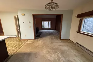 26 Village Cir, Naugatuck, CT 06770 - Photo 21