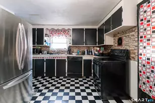 300 Goodwin St, East Hartford, CT 06108 - Photo 23