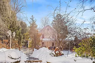 30 High St, Haddam, CT 06441 - Photo 1