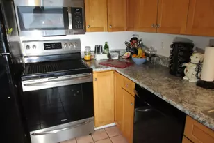 629 Longfellow Dr, Branford, CT 06405 - Photo 11