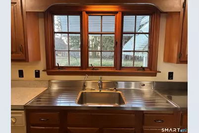 989 North Farms Road, Wallingford, CT 06492 - Photo 9