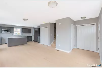 27 Hall Avenue, Wallingford, CT 06492 - Photo 5