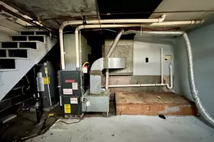 35 Baltic St, Hartford, CT 06112 - Photo 17