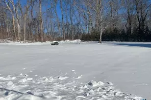 51 W Lake Ave, Guilford, CT 06437 - Photo 27