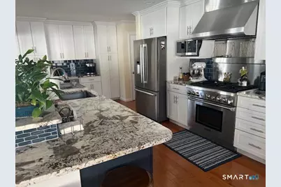 51 West Lake Avenue, Guilford, CT 06437 - Photo 9