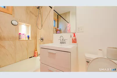 431 Dixwell Avenue, New Haven, CT 06511 - Photo 7