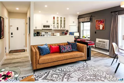 36 Turn Of River Road #APT B3, Stamford, CT 06905 - Photo 7