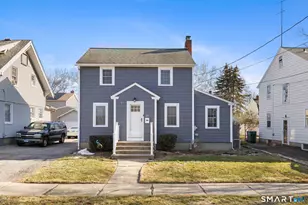 25 Lindsley Pl, Stratford, CT 06615 - Photo 1