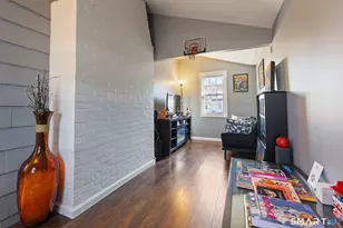 25 Lindsley Pl, Stratford, CT 06615 - Photo 19