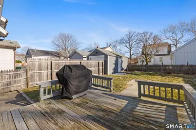 25 Lindsley Place, Stratford, CT 06615 - Photo 7