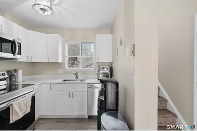 117 Hamden Avenue #APT I, Waterbury, CT 06704 - Photo 11