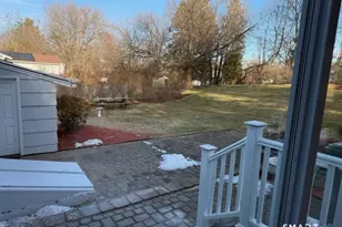 26 Kelly Rd, Hamden, CT 06518 - Photo 7