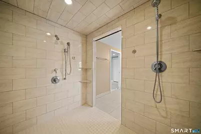 30 Jackson Street, Windsor Locks, CT 06096 - Photo 11