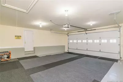 5 Mendes Road, Danbury, CT 06811 - Photo 27