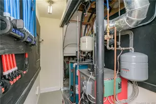 5 Mendes Rd, Danbury, CT 06811 - Photo 25