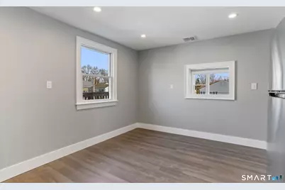 35 Euclid Avenue #B, Stamford, CT 06902 - Photo 11