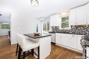 74 Tariffville Rd, Bloomfield, CT 06002 - Photo 5