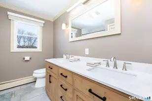 74 Tariffville Rd, Bloomfield, CT 06002 - Photo 19