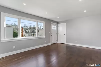 35 Euclid Avenue #A, Stamford, CT 06902 - Photo 5