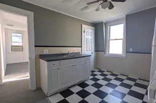 45 White St, Shelton, CT 06484 - Photo 3