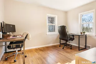 7 Sunbright Dr S, Meriden, CT 06450 - Photo 17