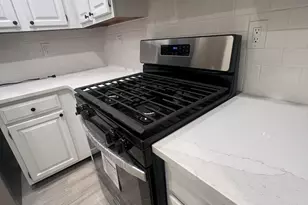 3370 Madison Ave, Bridgeport, CT 06606 - Photo 7