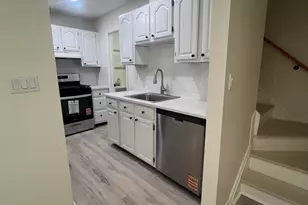 3370 Madison Ave, Bridgeport, CT 06606 - Photo 5