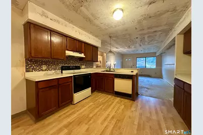 330 Savin Avenue #22, West Haven, CT 06516 - Photo 5