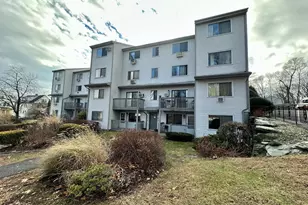 330 Savin Ave, West Haven, CT 06516 - Photo 3