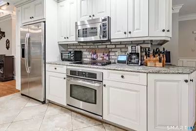 2 Bramble Bush #2, Avon, CT 06001 - Photo 9