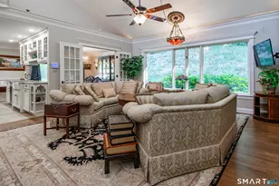 2 Bramble Bush, Avon, CT 06001 - Photo 7