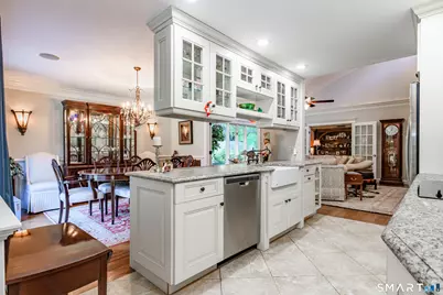 2 Bramble Bush #2, Avon, CT 06001 - Photo 11