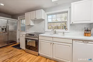 11 Margaret St, Norwalk, CT 06851 - Photo 13