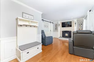 191 N Main St, East Granby, CT 06026 - Photo 19