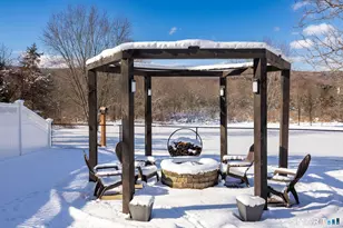 191 N Main St, East Granby, CT 06026 - Photo 9