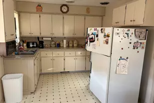 34 Mallory St, Danbury, CT 06810 - Photo 19