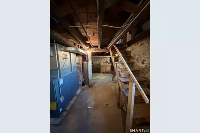 34 Mallory Street, Danbury, CT 06810 - Photo 5