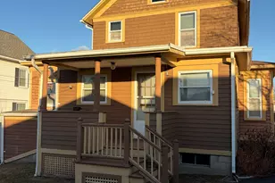 34 Mallory St, Danbury, CT 06810 - Photo 3