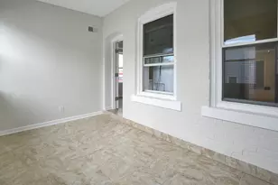 24 Tremont St, New Britain, CT 06051 - Photo 5