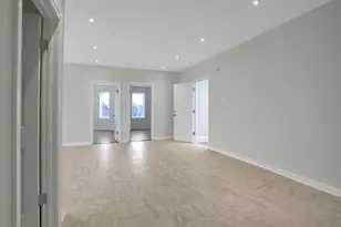 24 Tremont St, New Britain, CT 06051 - Photo 3