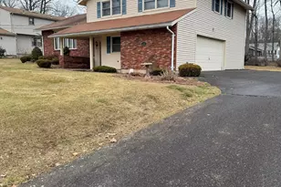 149 High tower Rd, Southington, CT 06489 - Photo 3