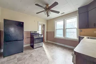 72 Roosevelt Ave, Norwich, CT 06360 - Photo 21